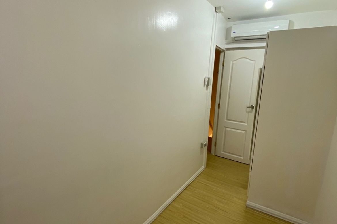 2 Bedroom Condo for Sale in Victoria de Makati, Pio Del Pilar, Makati, Metro Manila – photo 4