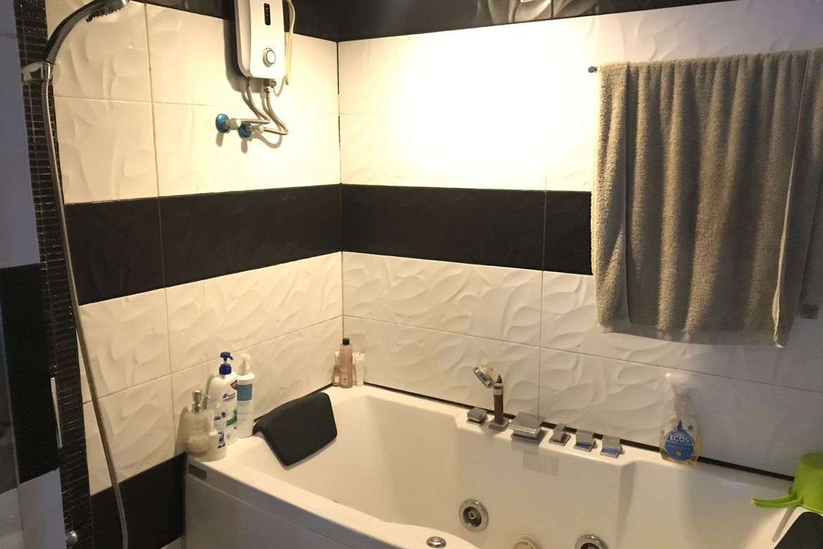 2 Bedroom Condo for Sale in Wack-Wack Greenhills, Mandaluyong, Metro Manila near MRT-3 Ortigas – photo 5