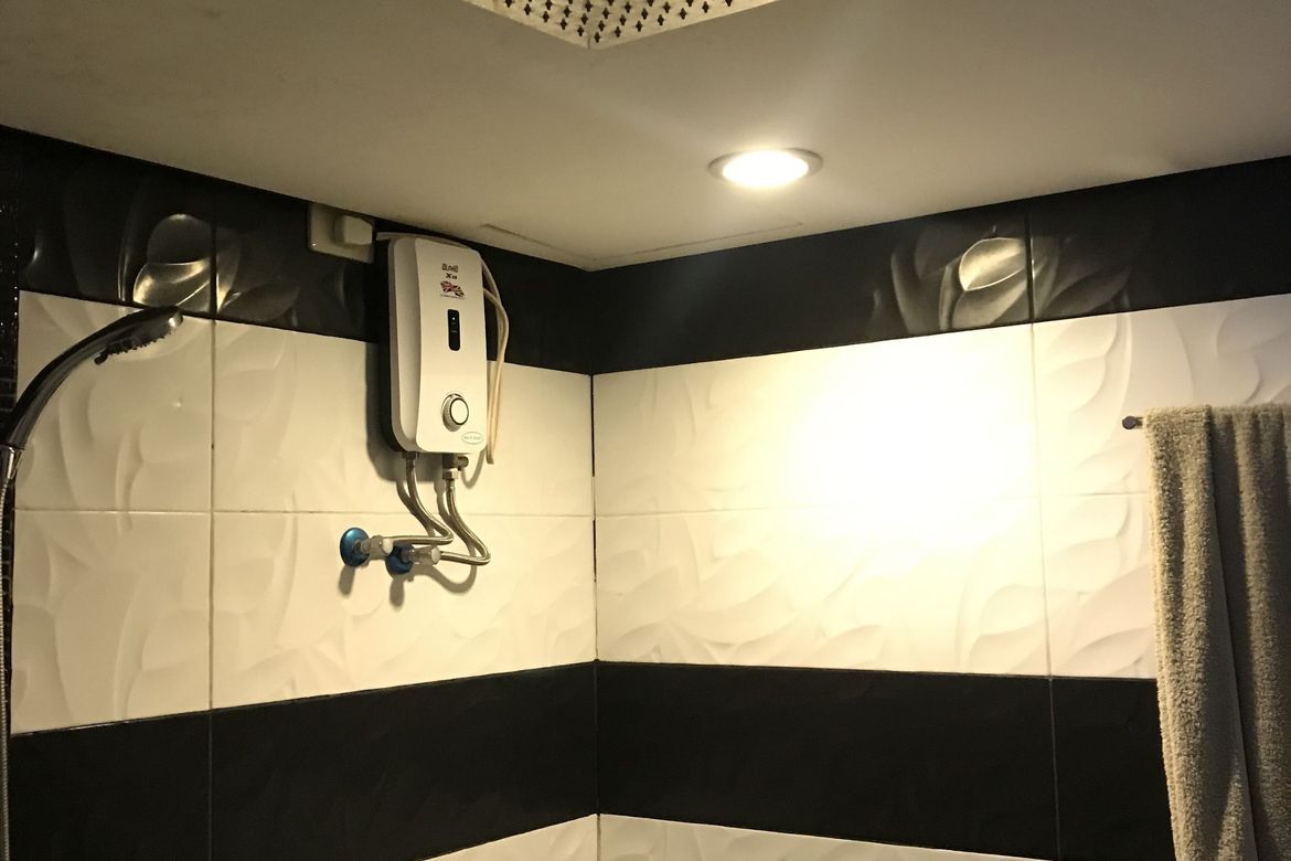 2 Bedroom Condo for Sale in Wack-Wack Greenhills, Mandaluyong, Metro Manila near MRT-3 Ortigas – photo 7