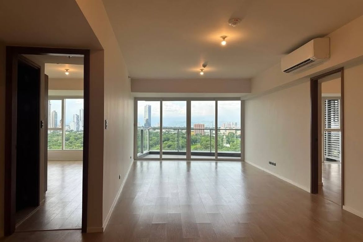 2 Bedroom Condo for Sale in Wack-Wack Greenhills, Mandaluyong, Metro Manila near MRT-3 Ortigas