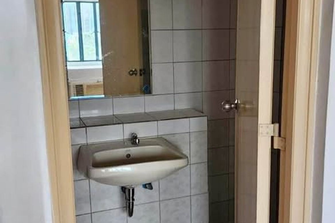 2 Bedroom Condo for Sale in Wack-Wack Greenhills, Mandaluyong, Metro Manila near MRT-3 Ortigas – photo 8