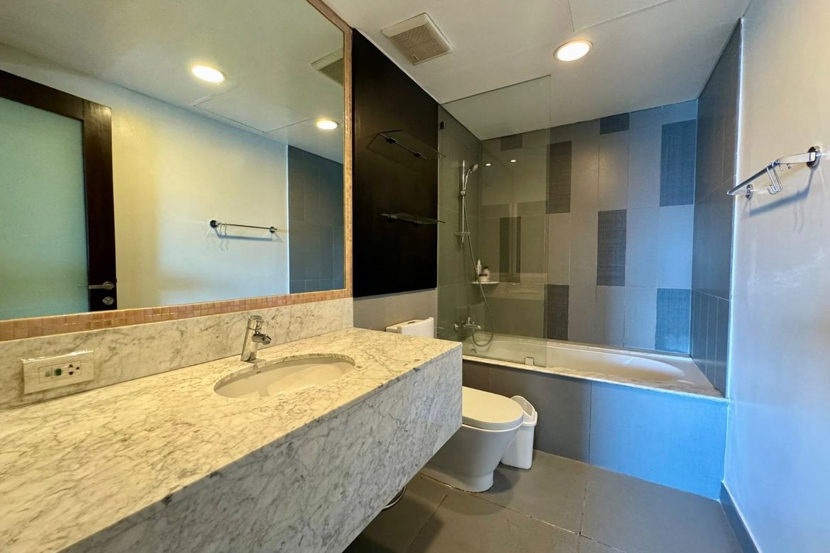 2 Bedroom Condo for Sale in Wack-Wack Greenhills, Mandaluyong, Metro Manila near MRT-3 Shaw Boulevard – photo 7