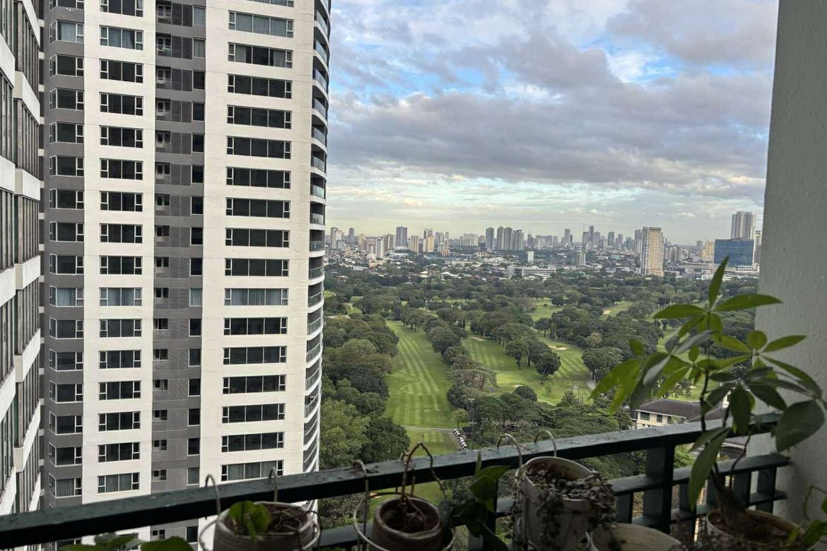2 Bedroom Condo for Sale in Wack Wack Twin Towers, Wack-Wack Greenhills, Mandaluyong, Metro Manila near MRT-3 Ortigas – photo 3