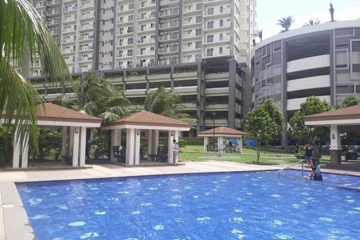 2 Bedroom Condo for Sale in Zinnia Towers, Katipunan, Quezon City, Metro Manila near LRT-1 Roosevelt – photo 2