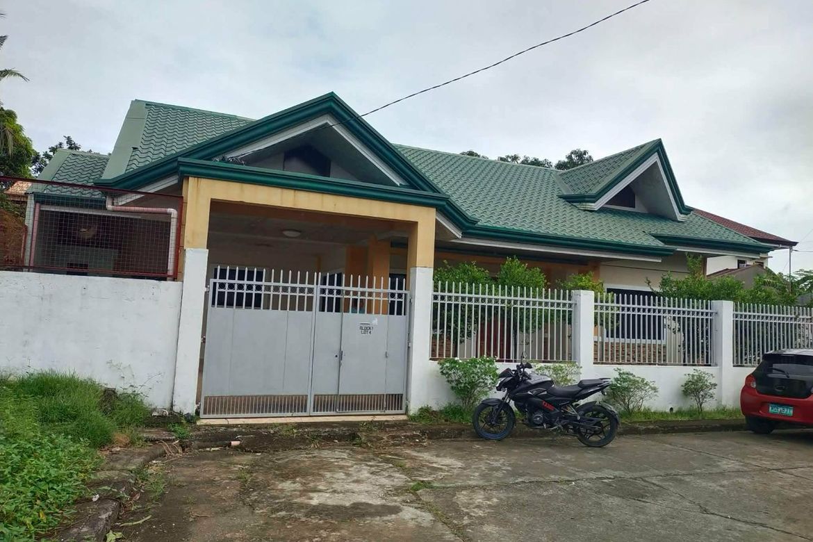2 Bedroom House for Sale in Abeto Mirasol Taft South, Iloilo City, Iloilo