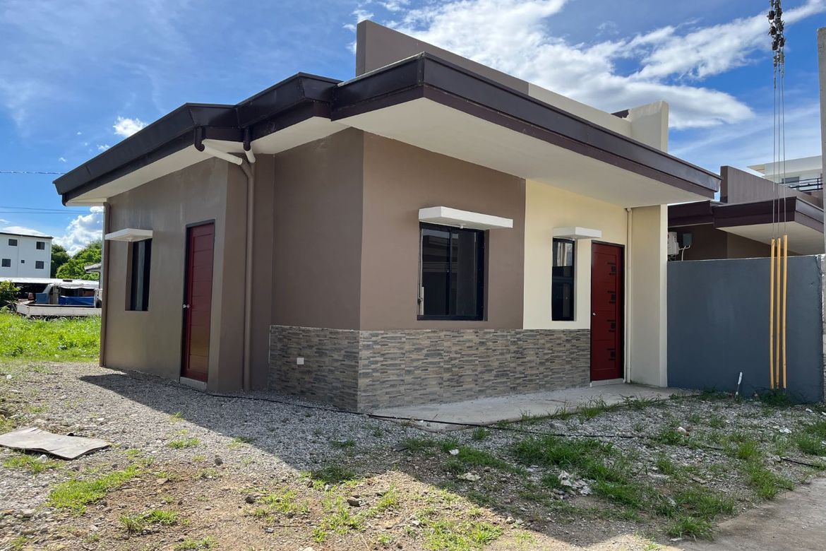 2 Bedroom House for Sale in Althea Residences, Santo Tomas, Biñan, Laguna – photo 2