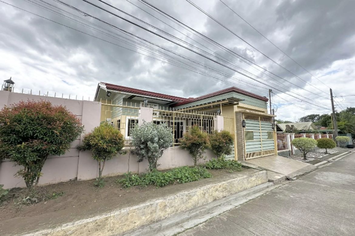 2 Bedroom House for Sale in Barangay 12, Bacolod, Negros Occidental