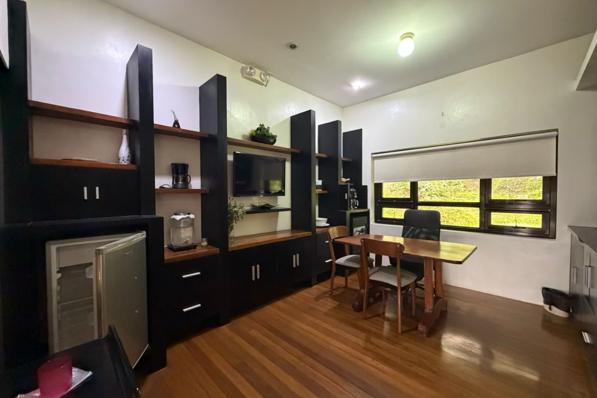 2 Bedroom House for Sale in Blue Ridge A, Quezon City, Metro Manila – photo 4