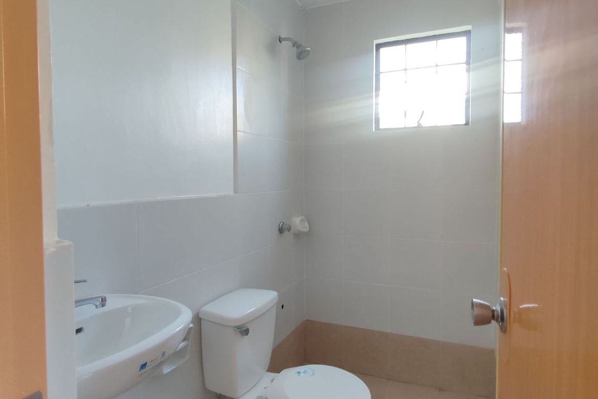 2 Bedroom House for Sale in Bulihan, Malolos, Bulacan – photo 4