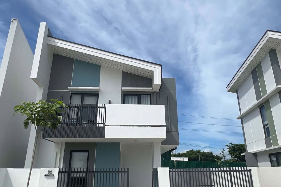 2 Bedroom House for Sale in Cerulean Residences, San Francisco, General Trias, Cavite