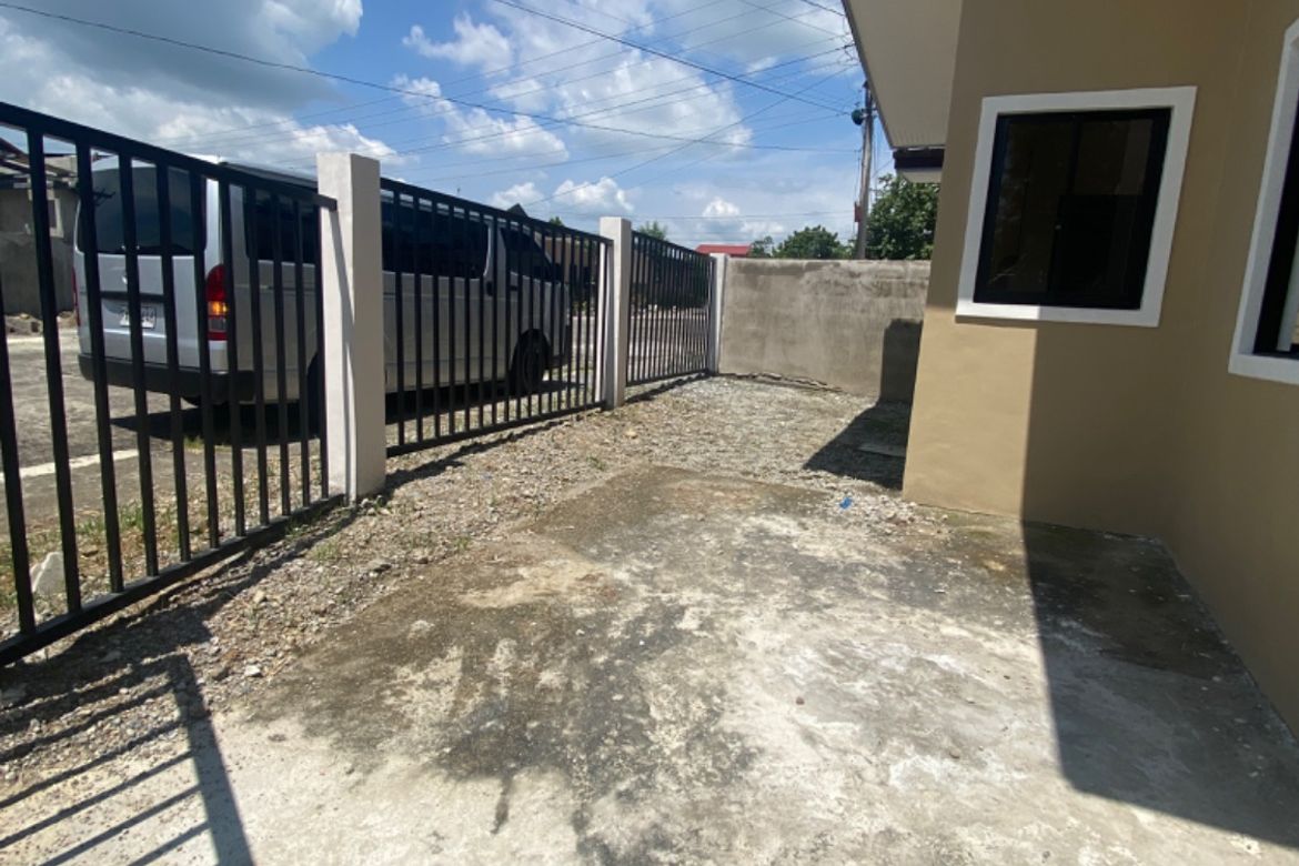 2 Bedroom House for Sale in Estefania, Bacolod, Negros Occidental – photo 4