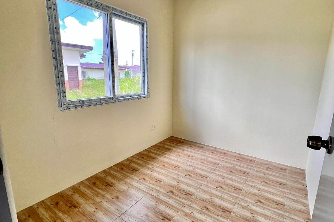 2 Bedroom House for Sale in Estefania, Bacolod, Negros Occidental – photo 4