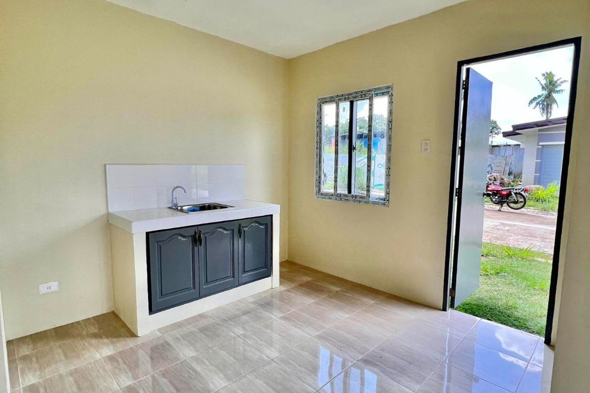 2 Bedroom House for Sale in Estefania, Bacolod, Negros Occidental – photo 5