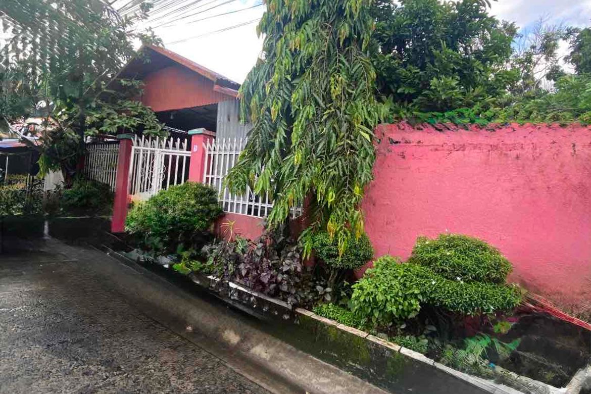 2 Bedroom House for Sale in Granada, Bacolod, Negros Occidental