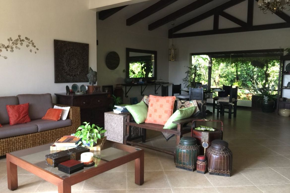 2 Bedroom House for Sale in Kaybagal East, Tagaytay, Cavite