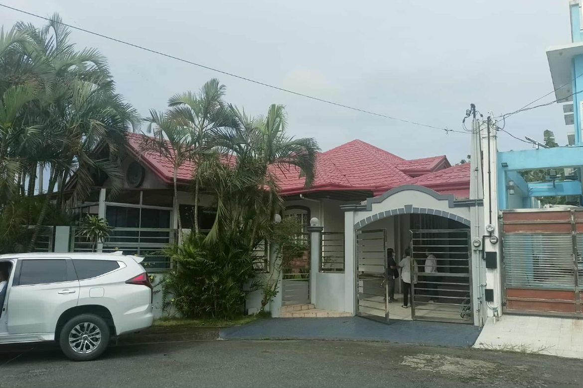 2 Bedroom House for Sale in Kaybagal South, Tagaytay, Cavite