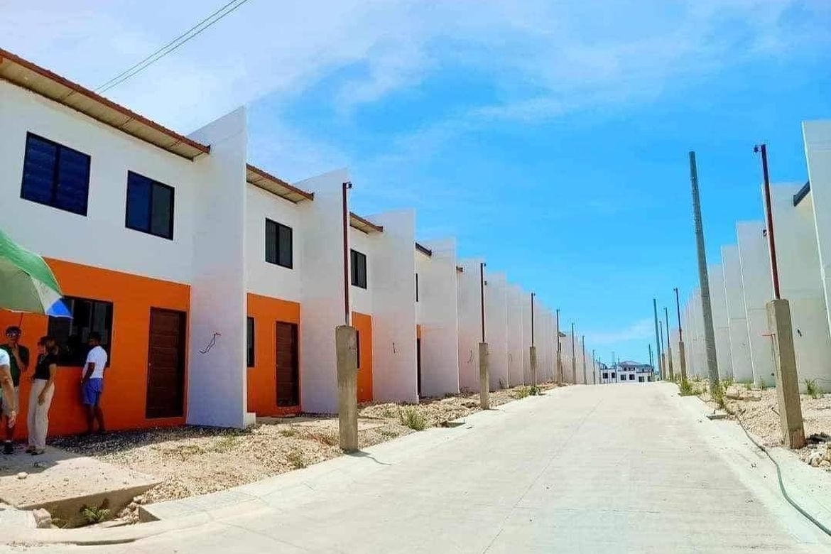 2 Bedroom House for Sale in Lagtang, Talisay, Cebu