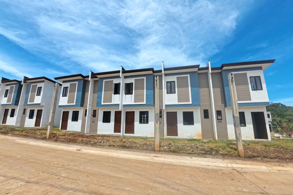 2 Bedroom House for Sale in Lumbia, Cagayan de Oro, Misamis Oriental
