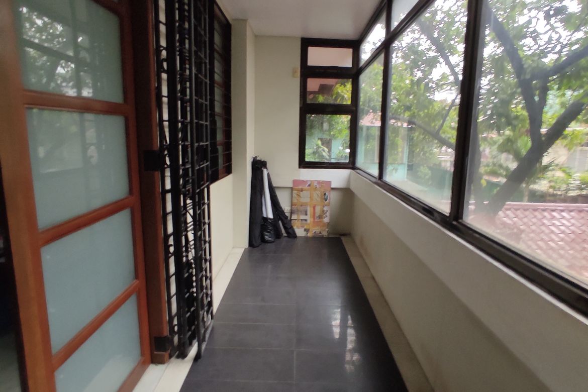 2 Bedroom House for Sale in Malate, Manila, Metro Manila near LRT-1 Vito Cruz – photo 2