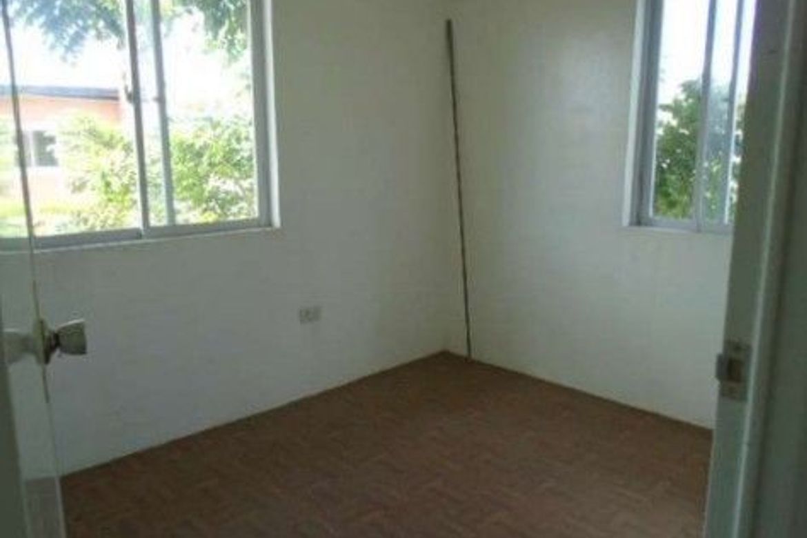 2 Bedroom House for Sale in Maliwalo, Tarlac, Tarlac – photo 2