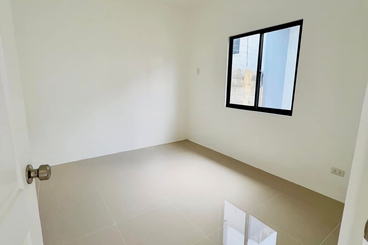 2 Bedroom House for Sale in Mansilingan, Bacolod, Negros Occidental – photo 6