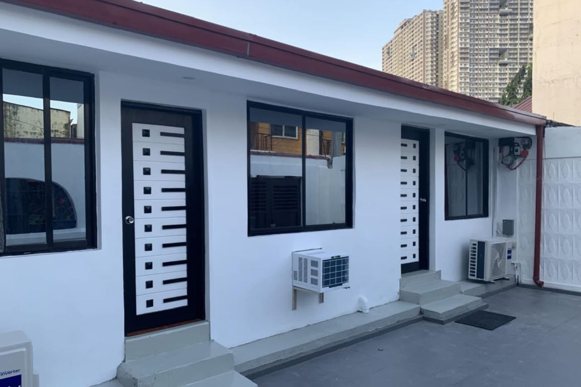 2 Bedroom House for Sale in Milagrosa, Quezon City, Metro Manila
