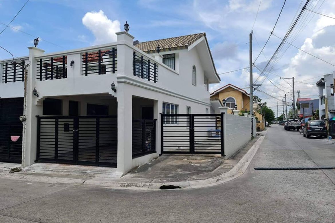 2 Bedroom House for Sale in Molino IV, Bacoor, Cavite