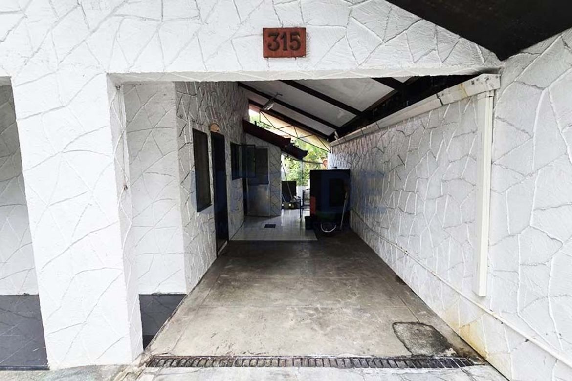 2 Bedroom House for Sale in New Alabang Village, Muntinlupa, Metro Manila – photo 8
