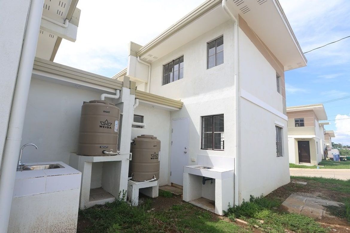 2 Bedroom House for Sale in Palangue 2 & 3, Naic, Cavite – photo 2
