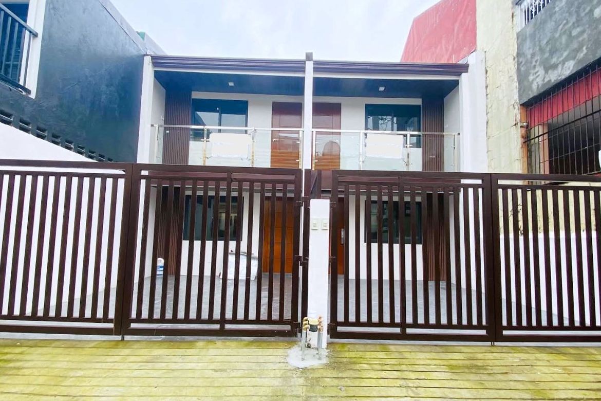 2 Bedroom House for Sale in Pamplona Tres, Las Piñas, Metro Manila