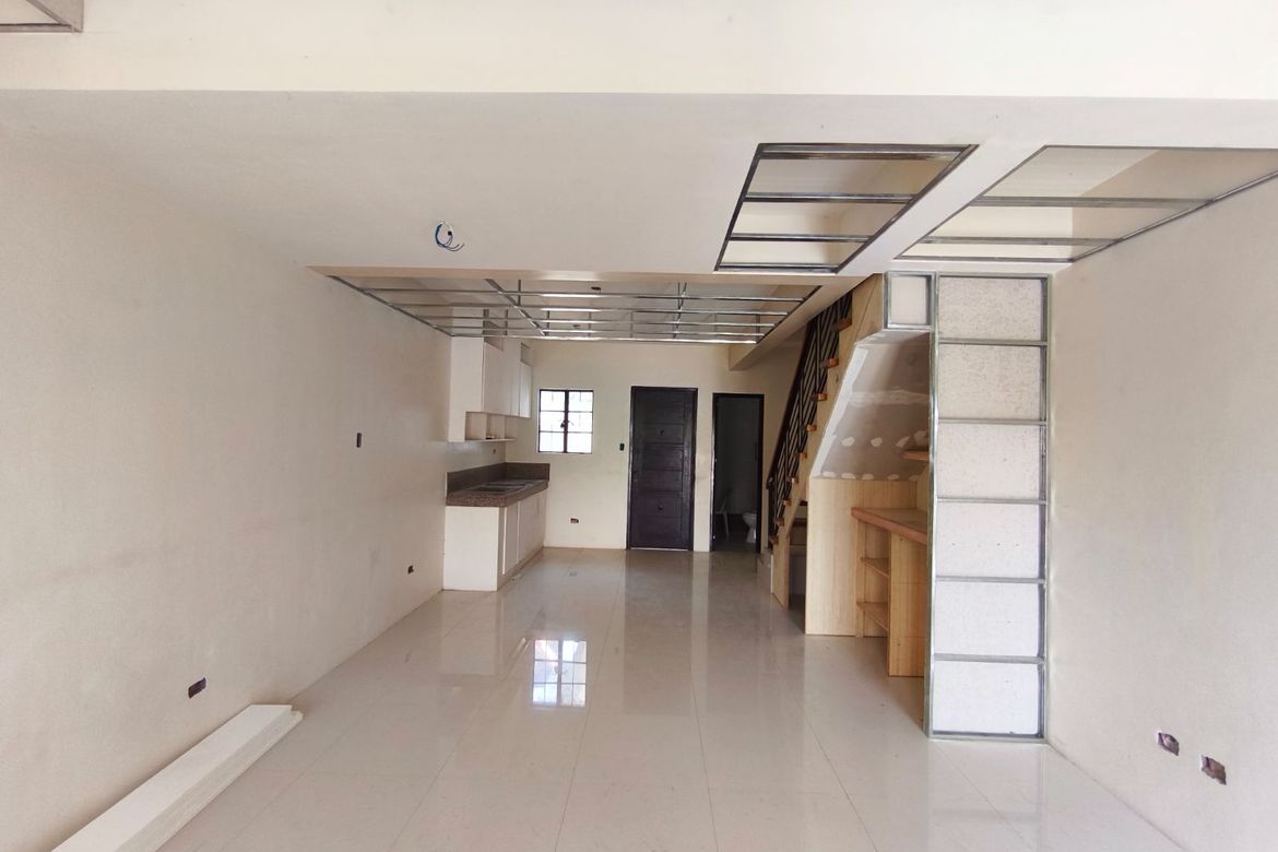 2 Bedroom House for Sale in Pilar, Las Piñas, Metro Manila – photo 3