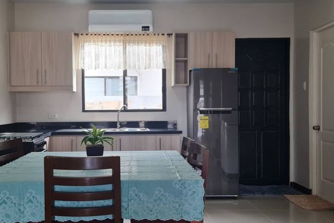 2 Bedroom House for Sale in Poblacion, Argao, Cebu – photo 3