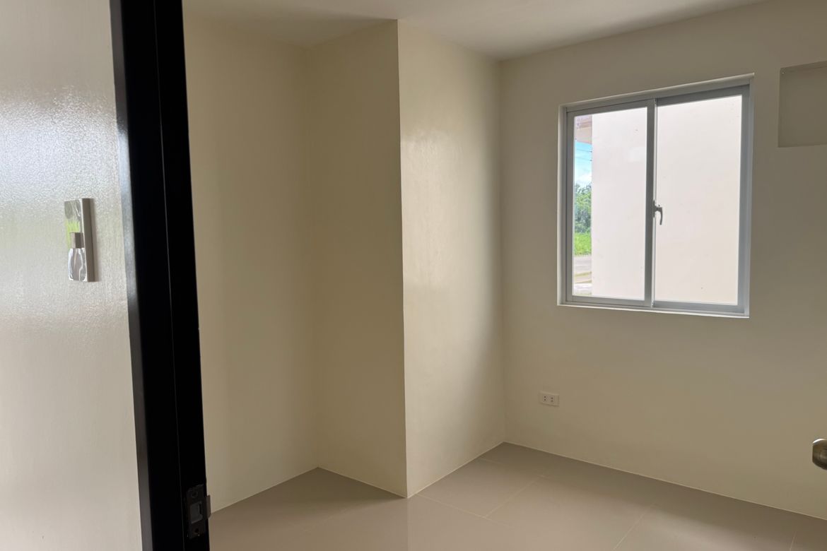2 Bedroom House for Sale in Poblacion Barangay 6, Lipa, Batangas – photo 3