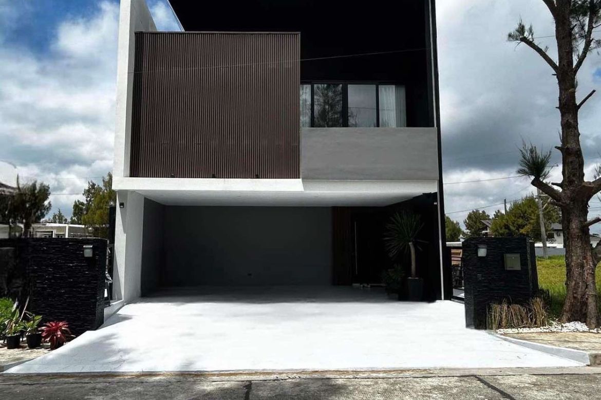 2 Bedroom House for Sale in Pueblo Del Sol, Asisan, Tagaytay, Cavite