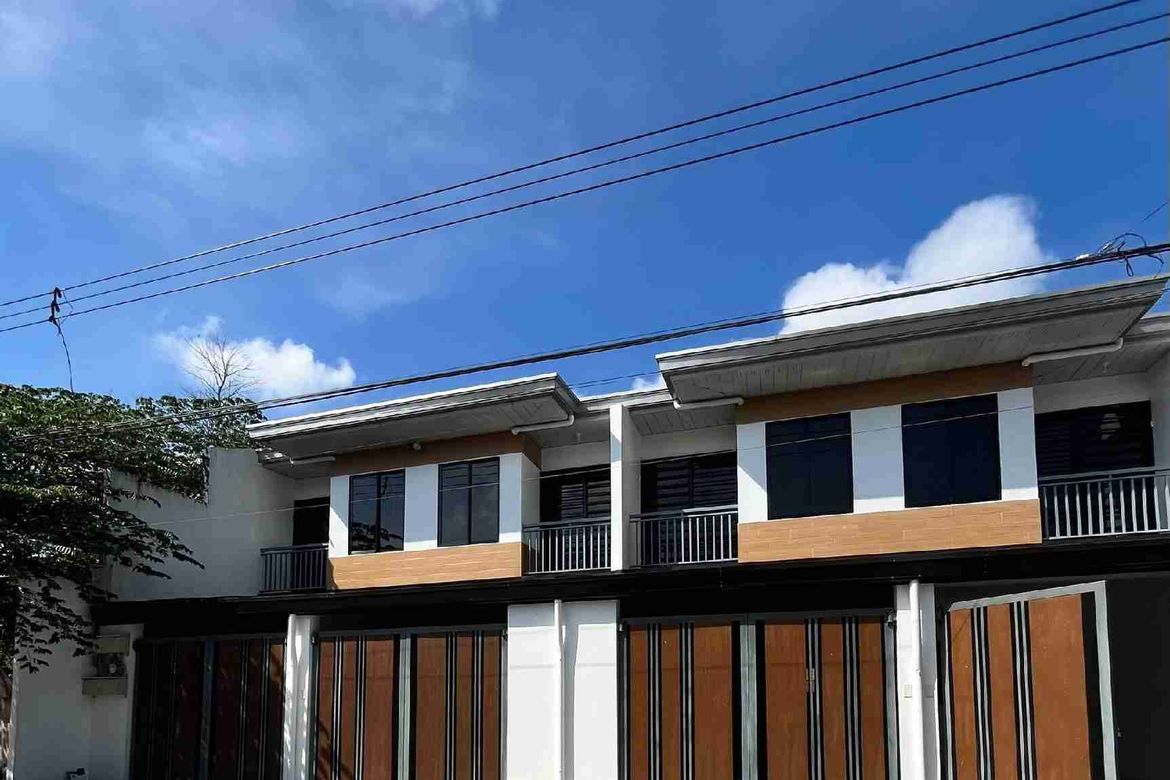 2 Bedroom House for Sale in Pulung Maragul, Angeles, Pampanga