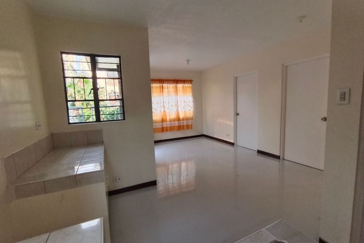 2 Bedroom House for Sale in Salawag, Dasmariñas, Cavite – photo 4