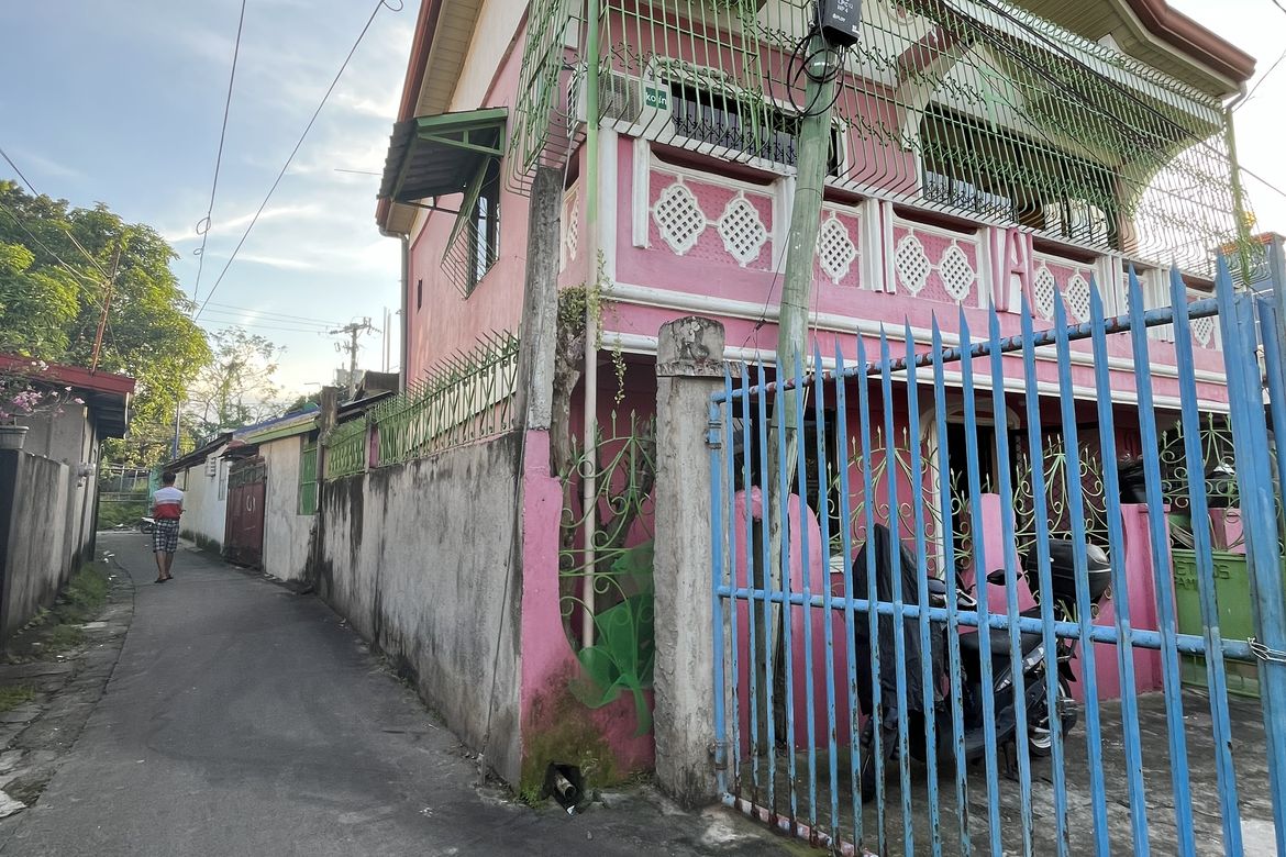 2 Bedroom House for Sale in Santa Cruz I, Dasmariñas, Cavite