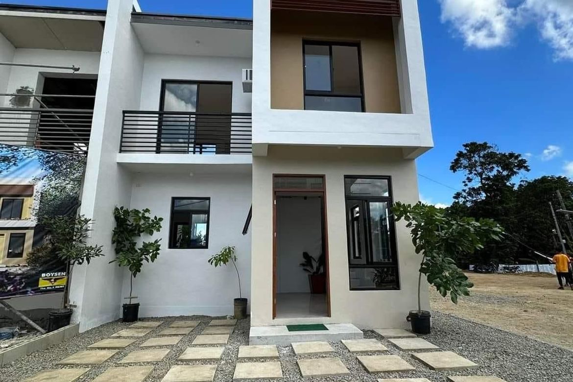2 Bedroom House for Sale in Santa Rosa, Iloilo City, Iloilo