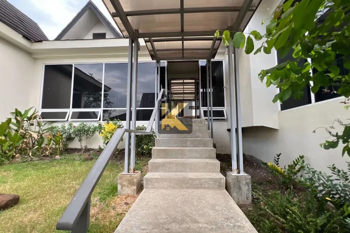 2 Bedroom House for Sale in Santo Niño, San Jose, Negros Oriental