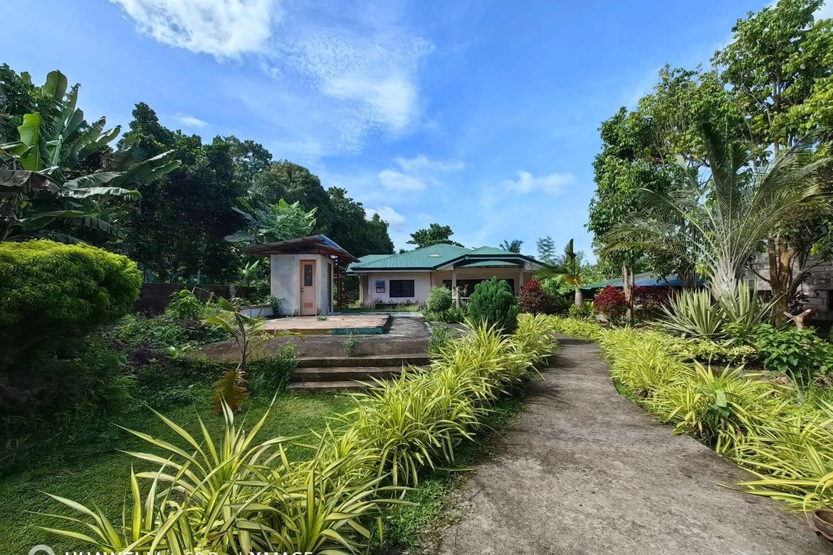 2 Bedroom House for Sale in South Poblacion, Valencia, Negros Oriental