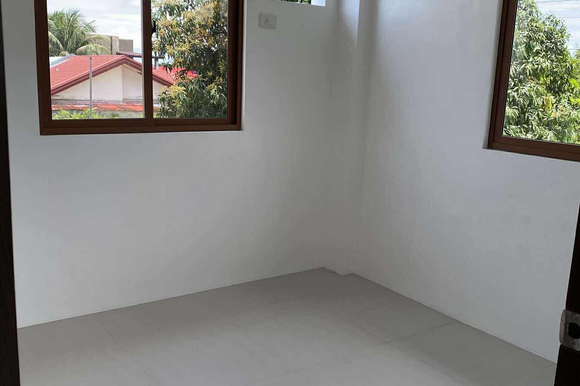2 Bedroom House for Sale in Tangub, Bacolod, Negros Occidental – photo 4