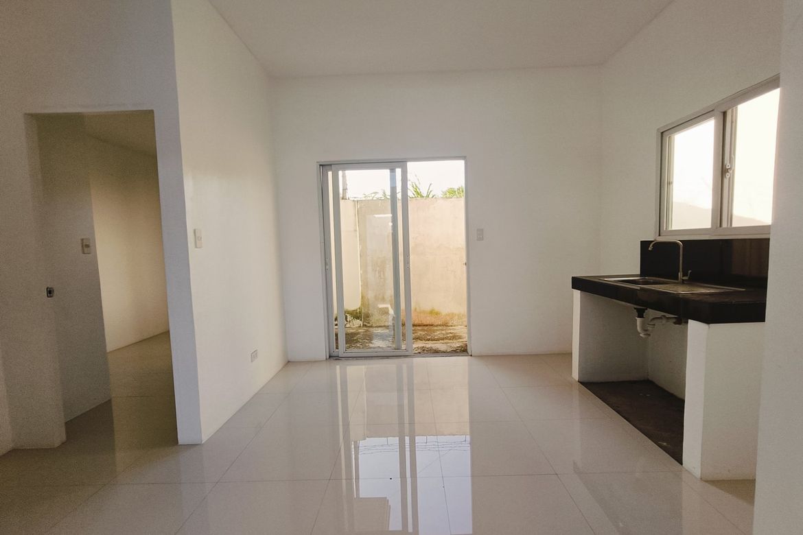 2 Bedroom House for Sale in Vista Alegre, Bacolod, Negros Occidental – photo 3