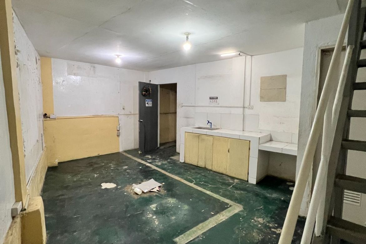 2 Bedroom Office for Rent in Calzada, Taguig, Metro Manila photo 7