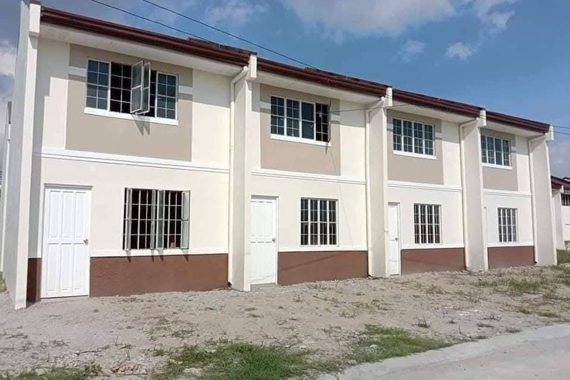 2 Bedroom Townhouse for Sale in Bagtas, Tanza, Cavite – photo 2