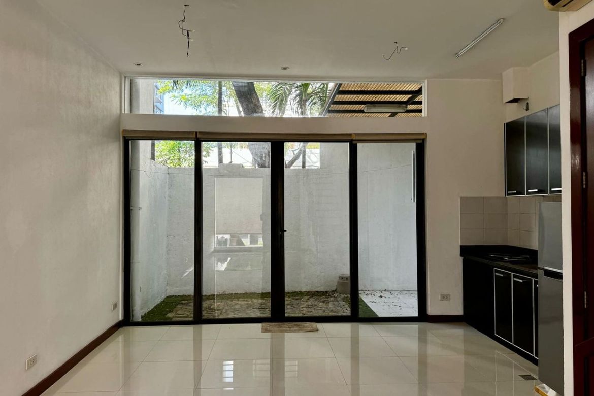 2 Bedroom Townhouse for Sale in Bambang, Taguig, Metro Manila – photo 2