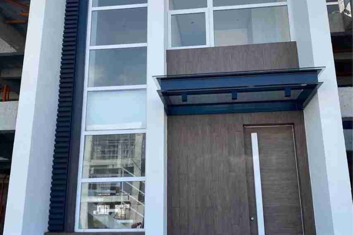 2 Bedroom Townhouse for Sale in Bambang, Taguig, Metro Manila