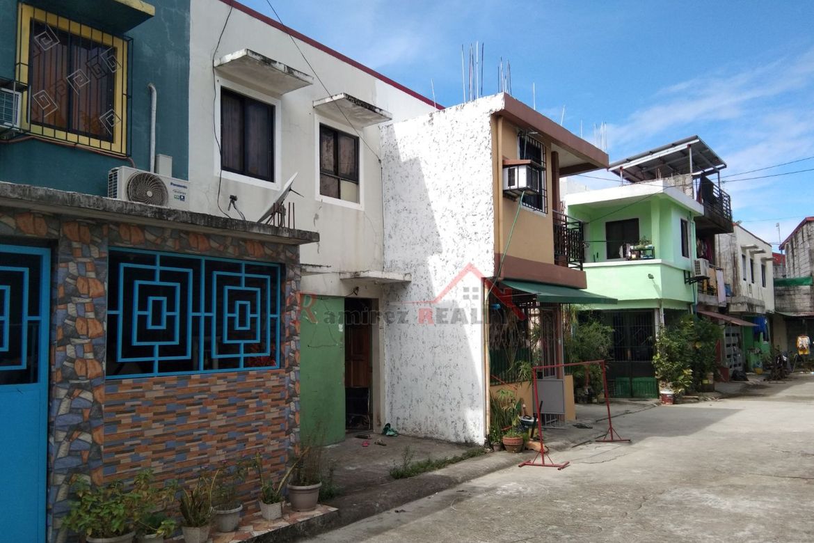 2 Bedroom Townhouse for Sale in Barangay 171, Caloocan, Metro Manila