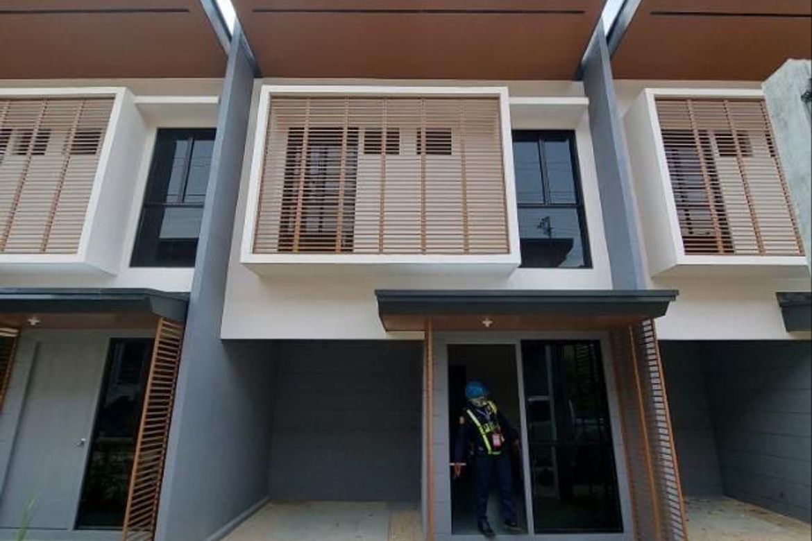 2 Bedroom Townhouse for Sale in Cabadiangan, Compostela, Cebu