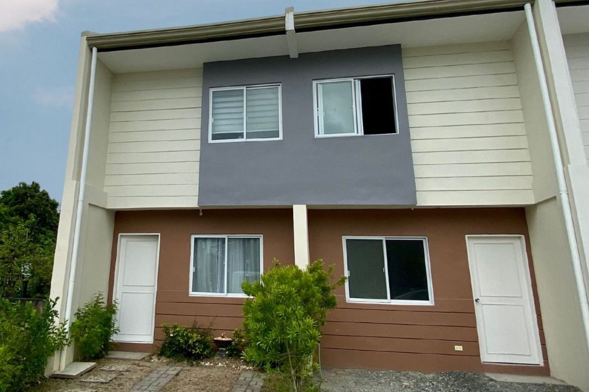 2 Bedroom Townhouse for Sale in Cabalantian, Bacolor, Pampanga