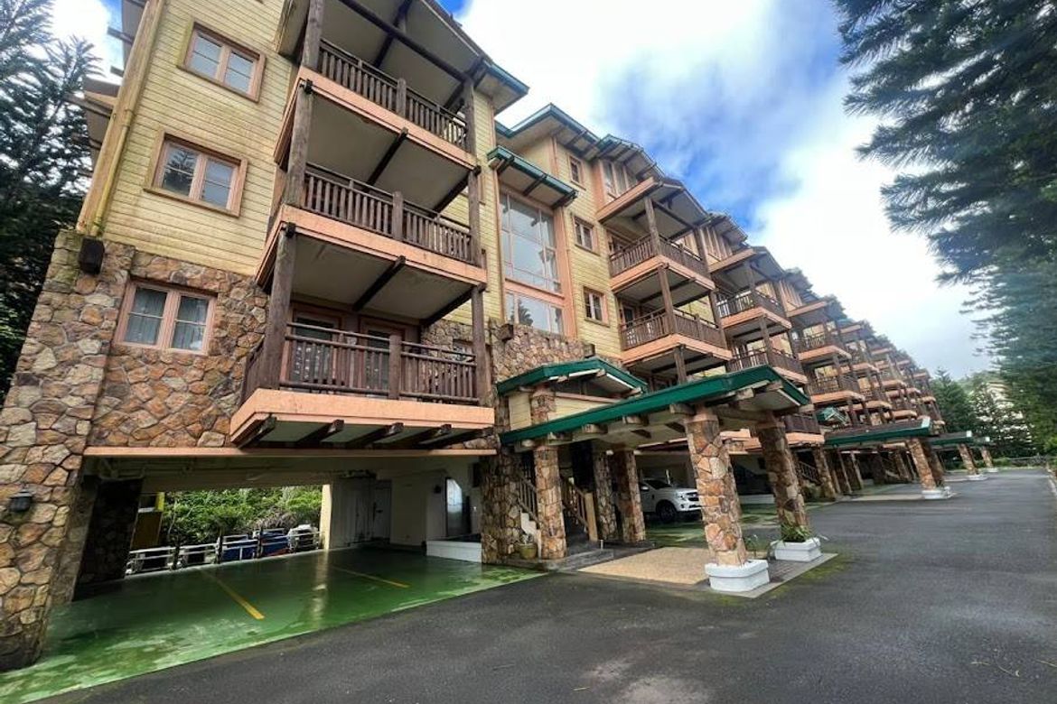 2 Bedroom Townhouse for Sale in Calabuso, Tagaytay, Cavite